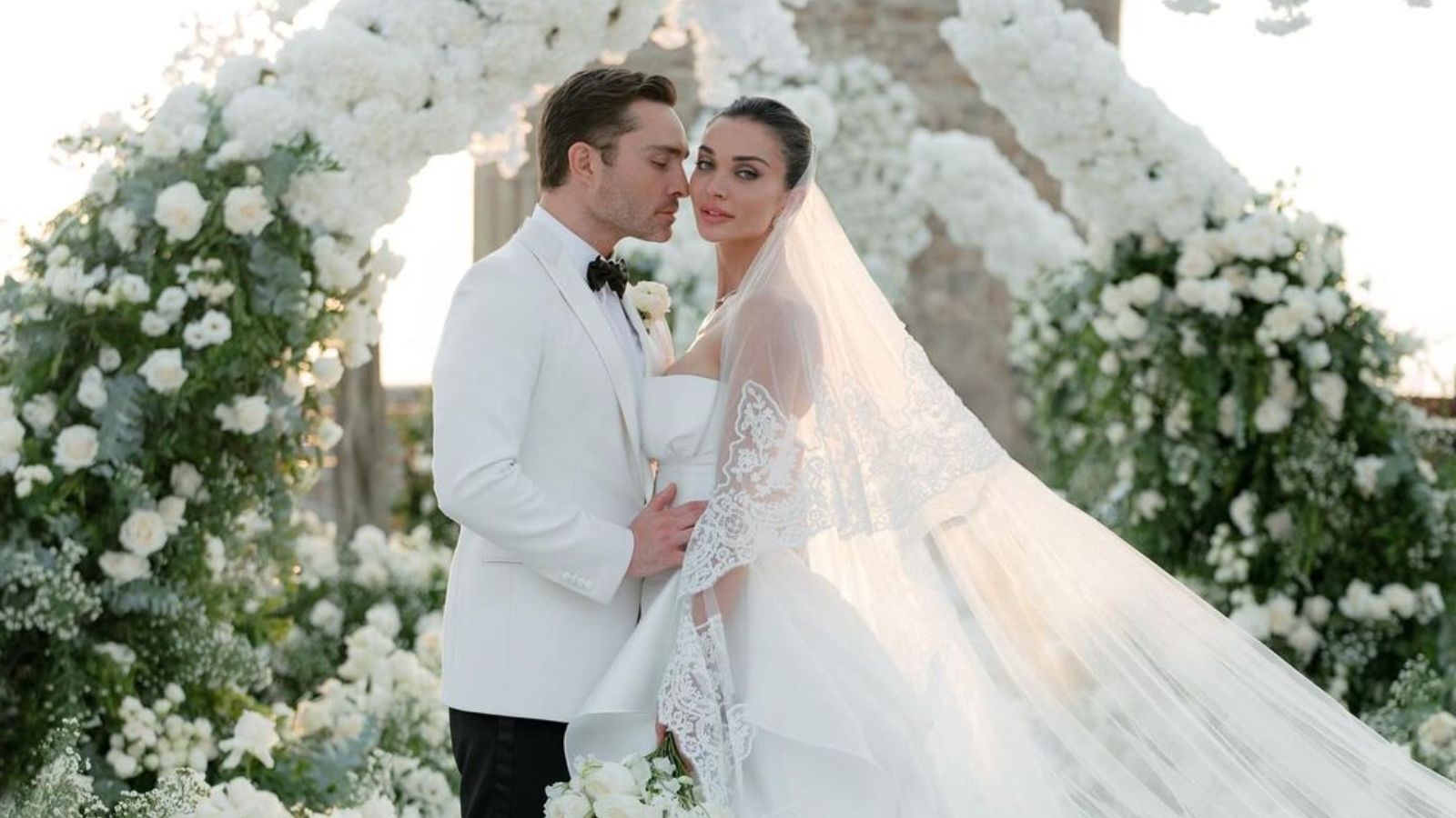 Latest entertainment News, Live Updates Today August 25, 2024: Amy Jackson, Ed Westwick share first pictures from dreamy wedding in Italy – Hindustan Times