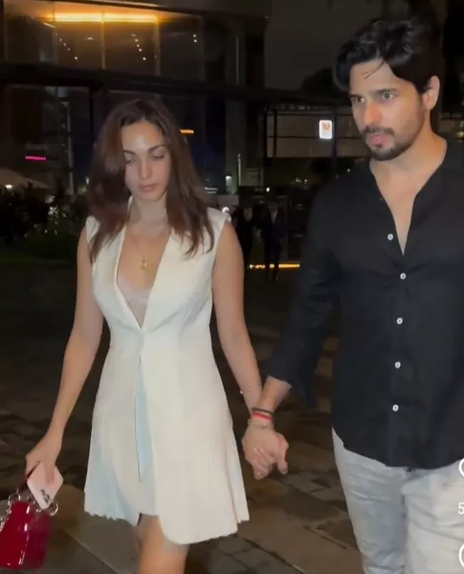 Latest lifestyle News, Live Updates Today August 26, 2024: Kiara Advani goes on date with Sidharth Malhotra; opts for mini blazer dress perfect for a from-work-to-party look – MSN